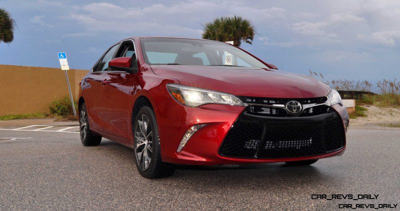 HD Road Test Review - 2015 Toyota Camry XSE 49