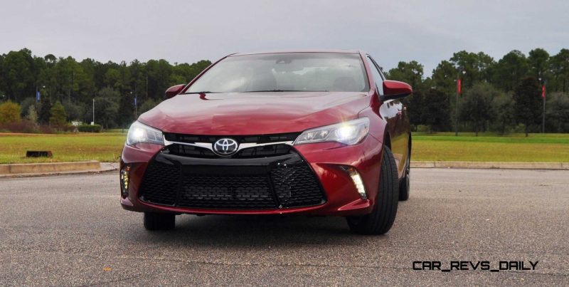 HD Road Test Review - 2015 Toyota Camry XSE 57