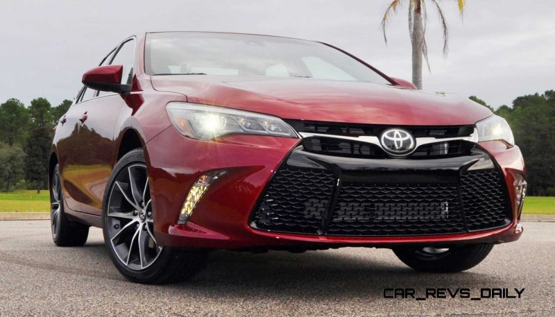 HD Road Test Review - 2015 Toyota Camry XSE 60