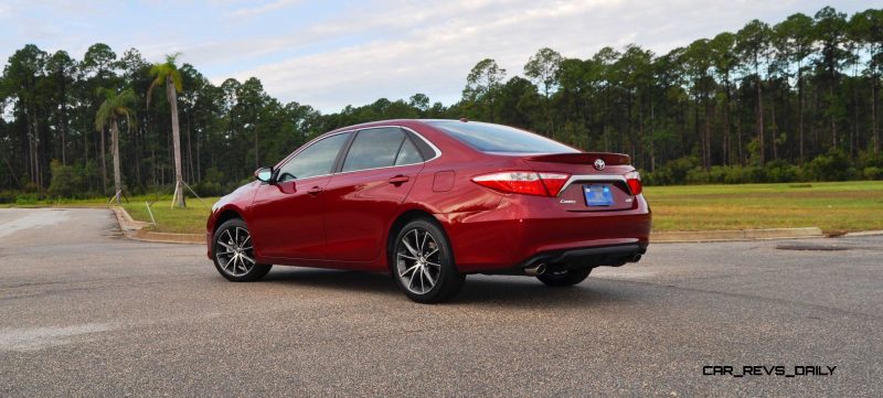 HD Road Test Review - 2015 Toyota Camry XSE 69