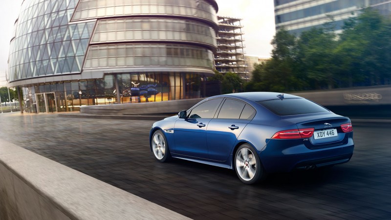 JAGUAR XE Configurator 106