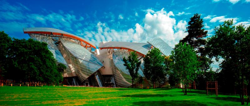 New Paris Art Museum from LVMH's Arnaud Shows Progress in Gehry Design Aesthetic 17