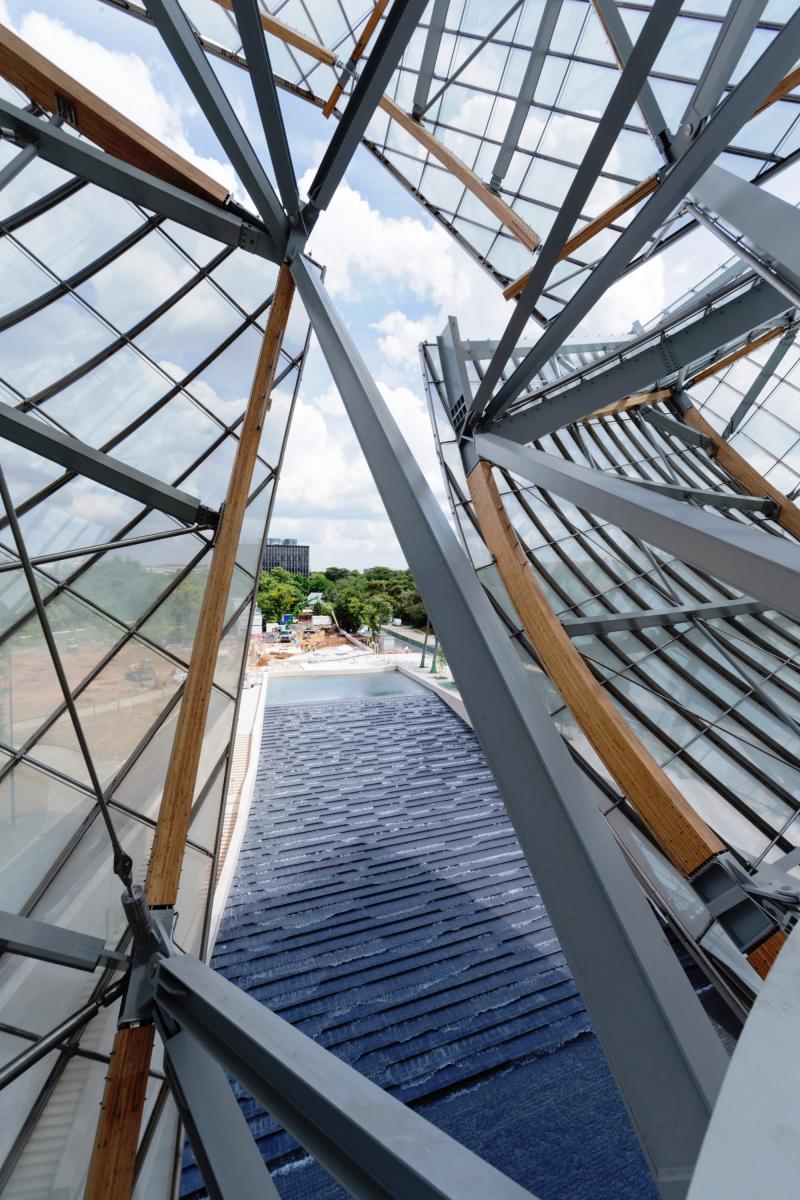 New Paris Art Museum from LVMH's Arnaud Shows Progress in Gehry Design Aesthetic 20