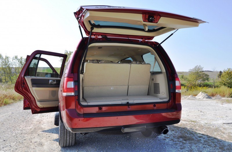 Road Test Review - 2015 Lincoln Navigator Is Totally Transformed By MR Shocks and EcoBoost 29