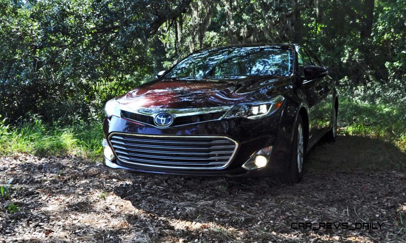 Road Test Review - 2015 Toyota Avalon Hybrid 11