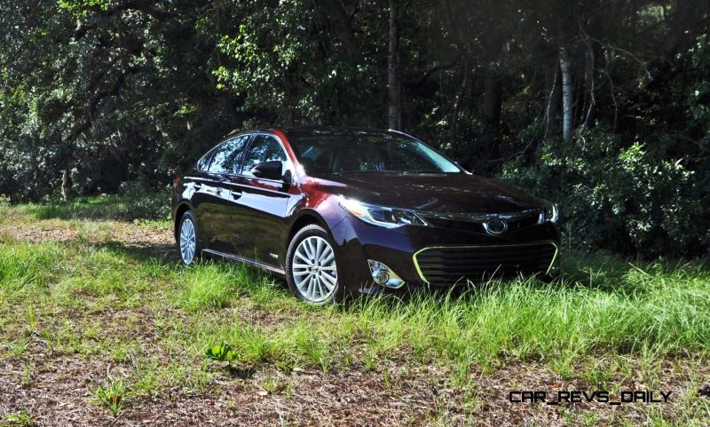 Road Test Review - 2015 Toyota Avalon Hybrid 3