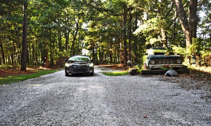 Road Test Review - 2015 Toyota Avalon Hybrid 46