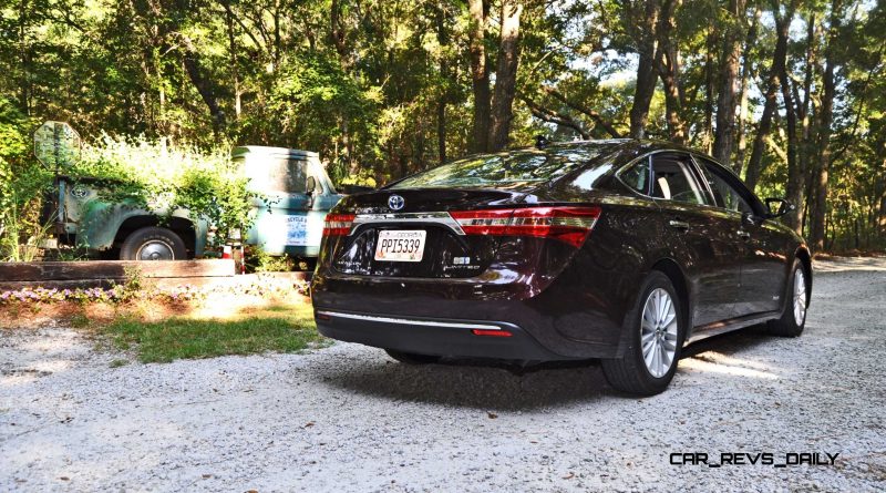 Road Test Review - 2015 Toyota Avalon Hybrid 49