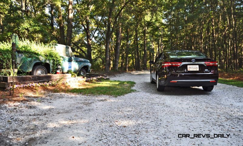 Road Test Review - 2015 Toyota Avalon Hybrid 51