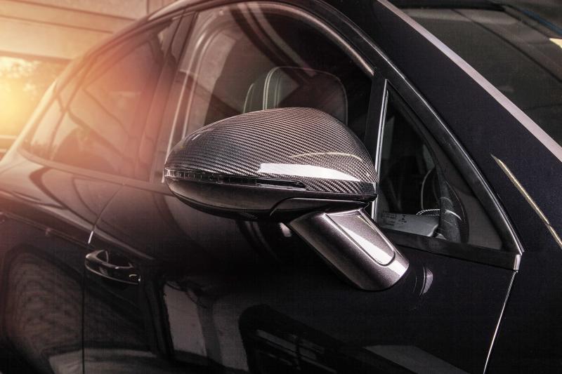 TECHART_for_Porsche_Macan_side_mirror_carbon