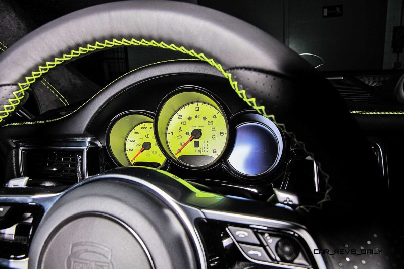 TECHART_for_Porsche_Macan_steering_wheel