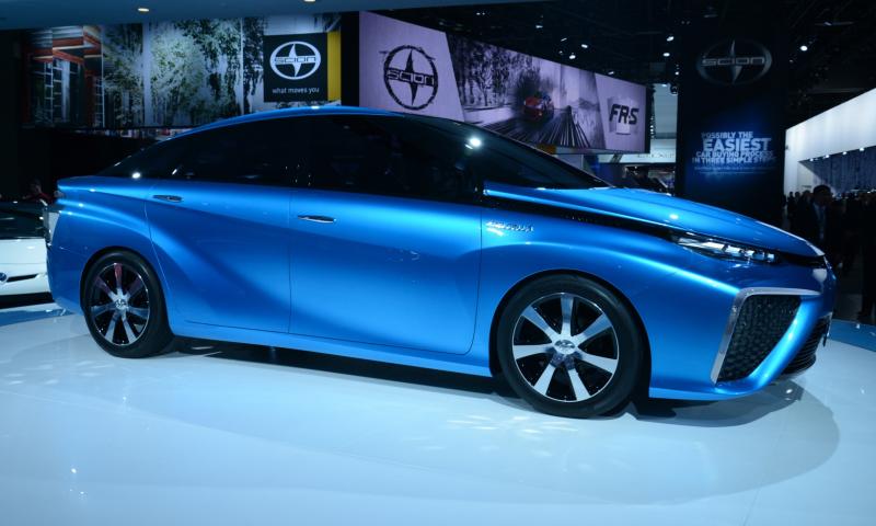 Toyota FCV CONCEPT 9