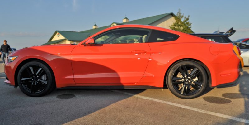 Track Test Review - 2015 Ford Mustang GT in 4K Video 21