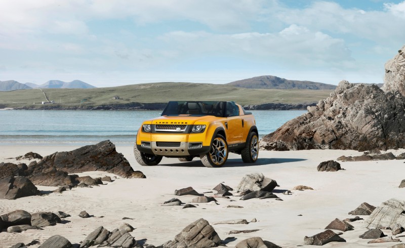 2011 Land Rover DC100 Sport 38