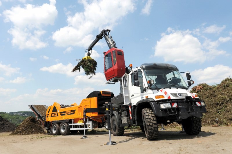 2013 Unimog 17