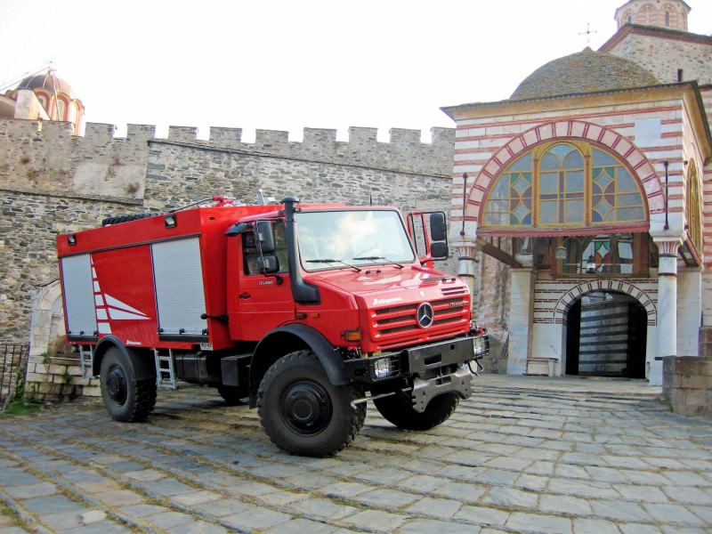 2013 Unimog 4