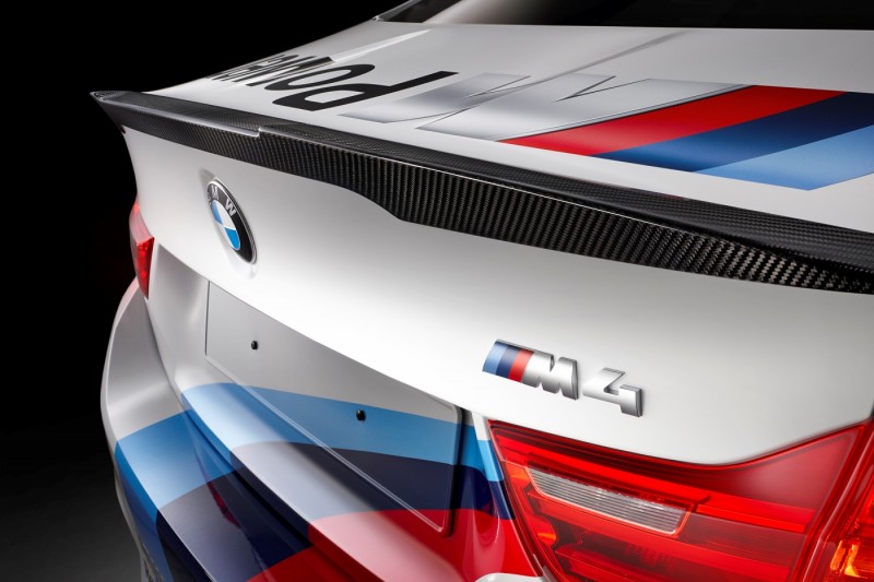 2015 BMW M4 Safety Car 10