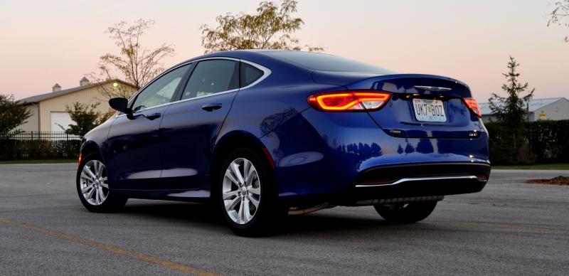 2015 Chrysler 200 Limited 15