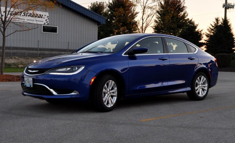 2015 Chrysler 200 Limited 18