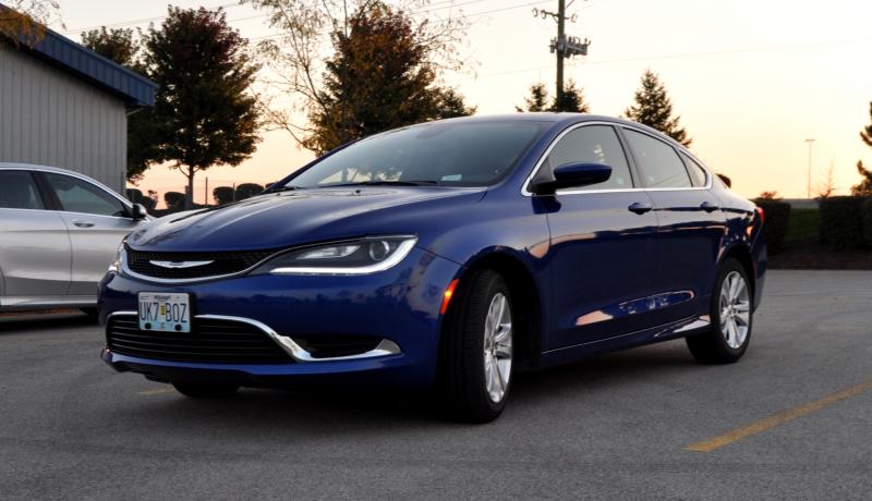 2015 Chrysler 200 Limited 19