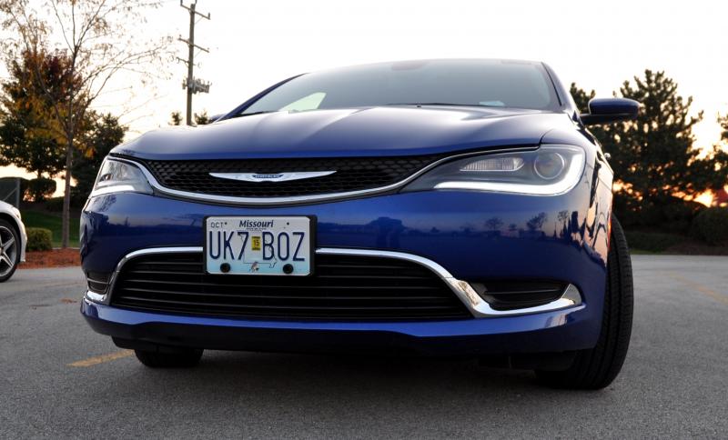 2015 Chrysler 200 Limited 20