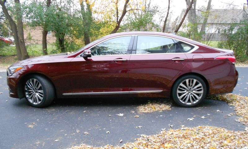 2015 Hyundai Genesis 5.0 Review 2