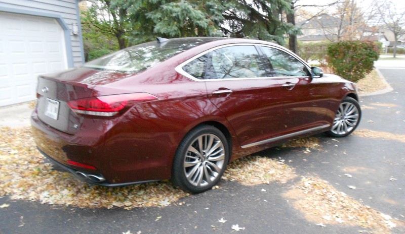 2015 Hyundai Genesis 5.0 Review 5