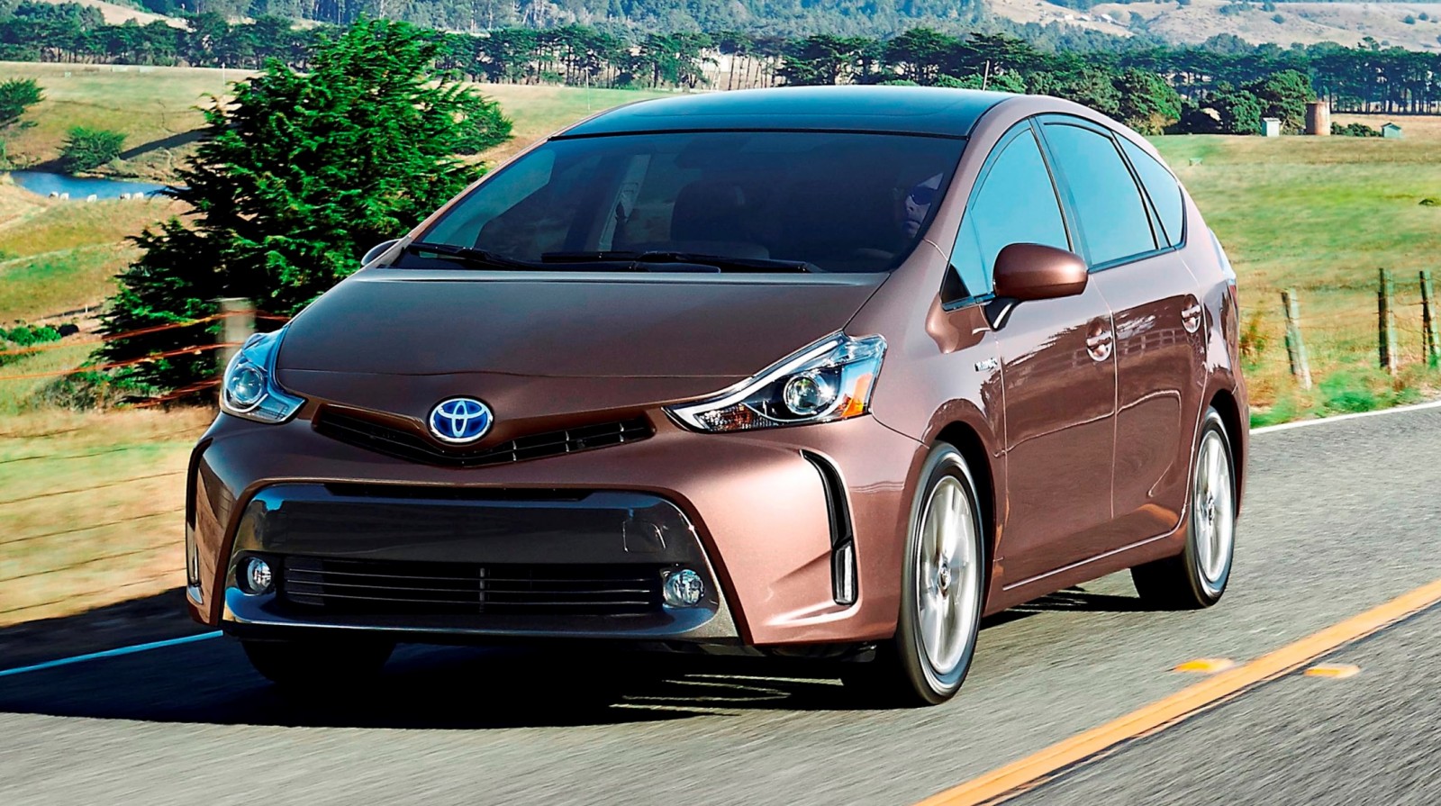 Refreshed 2015 Toyota Prius V Pricing