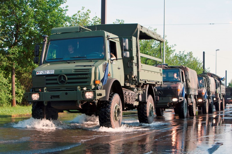 2015 Unimog 13