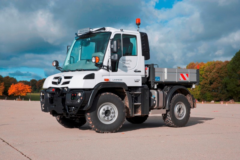 2015 Unimog U218 and U423 Upfit Showcase 1