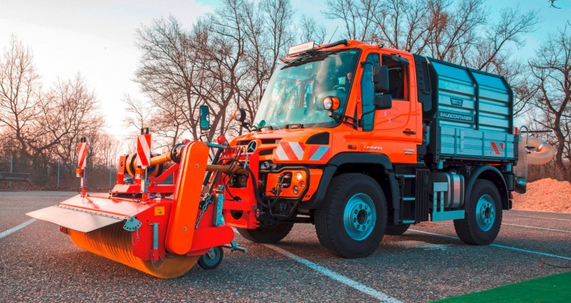 2015 Unimog U218 and U423 Upfit Showcase 105