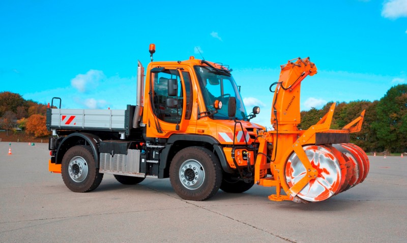 2015 Unimog U218 and U423 Upfit Showcase 20