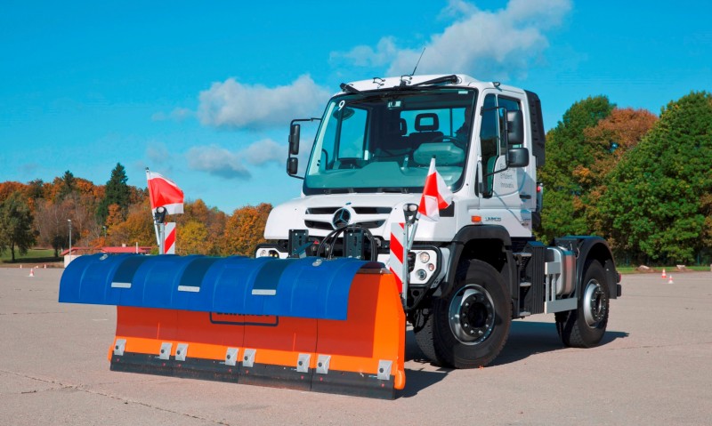 2015 Unimog U218 and U423 Upfit Showcase 23