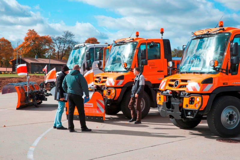 2015 Unimog U218 and U423 Upfit Showcase 35