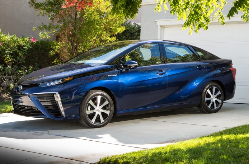 2016 Toyota Mirai 14