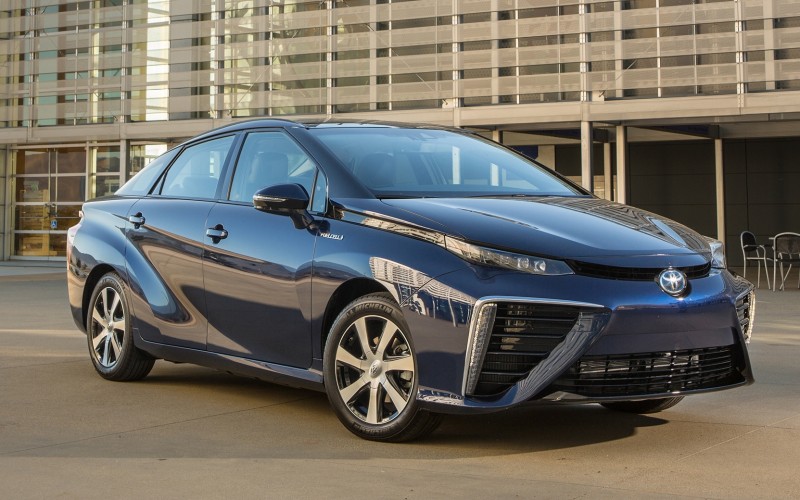 2016 Toyota Mirai 33