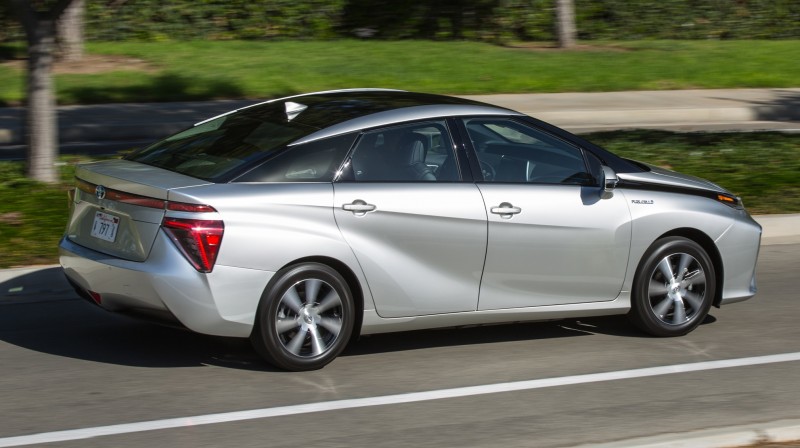 2016 Toyota Mirai 39