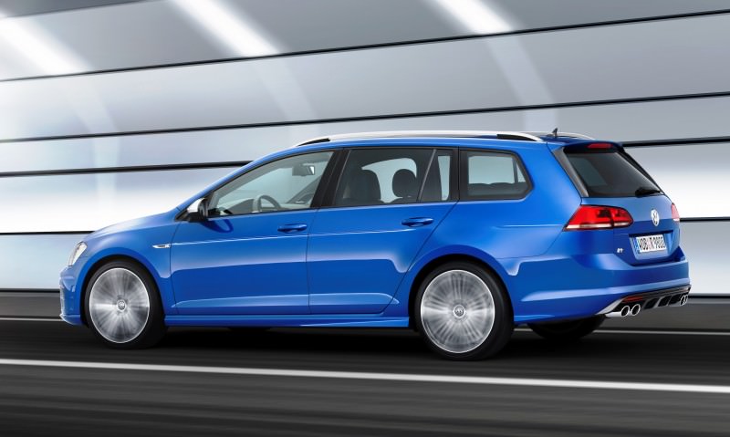 2016 Volkswagen Golf R Sportwagen 17