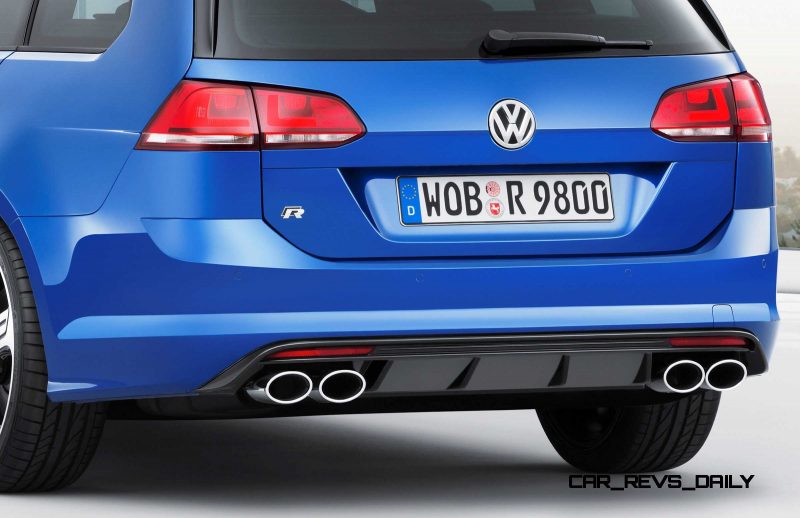 2016 Volkswagen Golf R Sportwagen 19