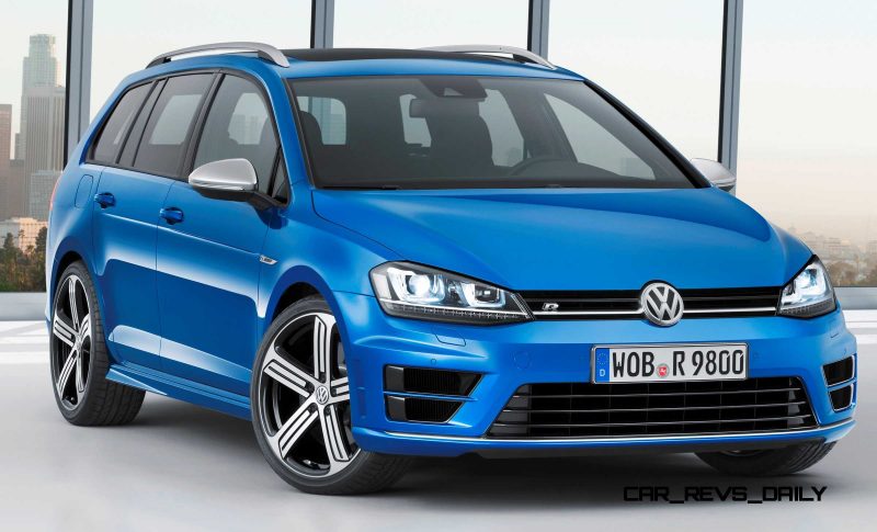 2016 Volkswagen Golf R Sportwagen 23