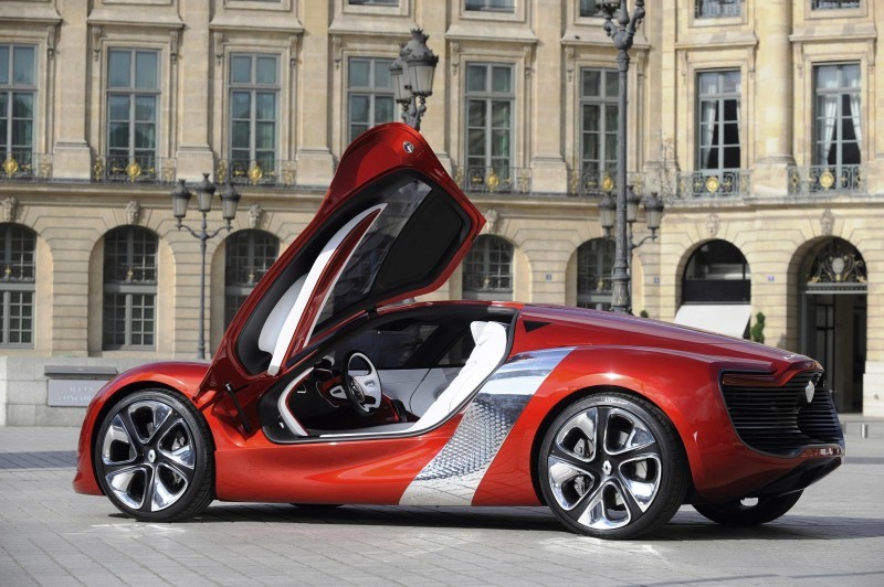 Concept Flashback - 2010 Renault DeZir 27