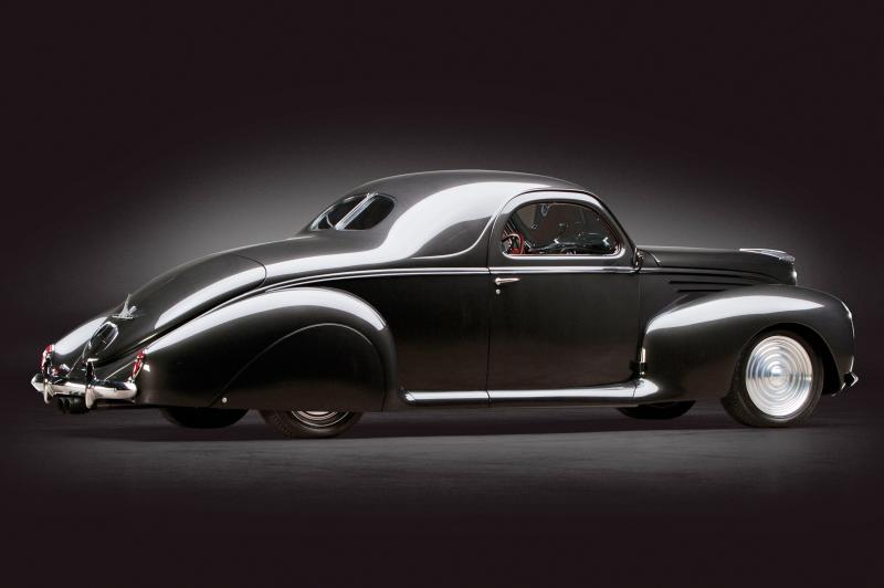 RM Dallas Preview - 600HP V12 1939 Lincoln Zephyr Coupe 2
