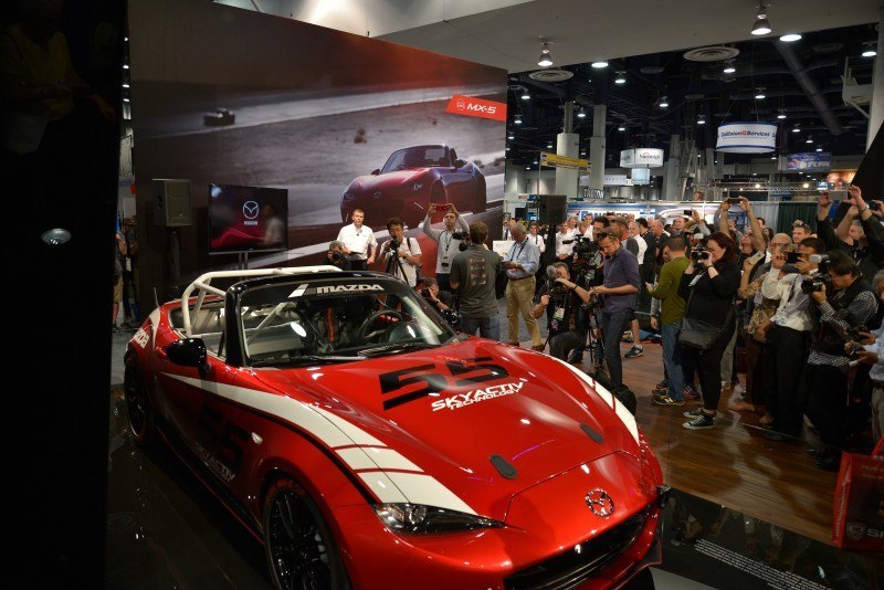 SEMA 2014 Showfloor Photo Gallery - The CARS 16