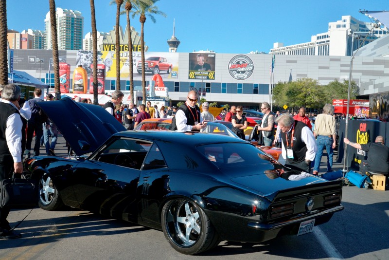 SEMA 2014 Showfloor Photo Gallery - The CARS 19