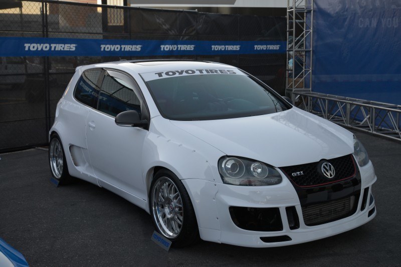 SEMA 2014 Showfloor Photo Gallery - The CARS 26