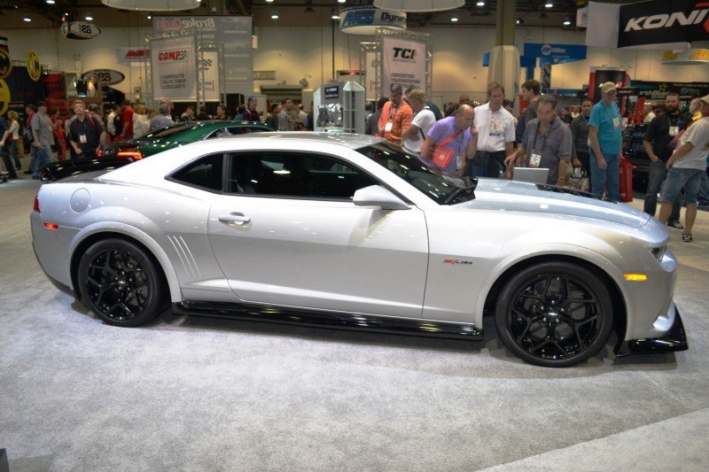 SEMA 2014 Showfloor Photo Gallery - The CARS 46