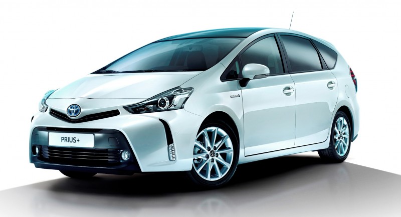 Toyota_Prius_plus_Shot1_F3_4_Final