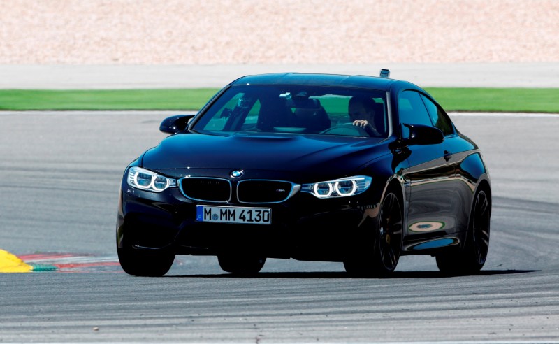 Track Drive Video - 2015 BMW M4 1