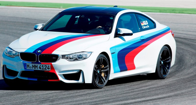 Track Drive Video - 2015 BMW M4 12