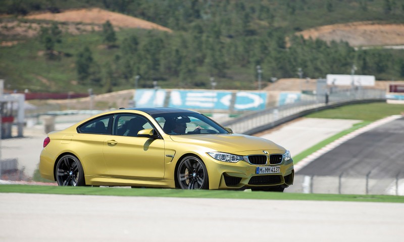 Track Drive Video - 2015 BMW M4 137